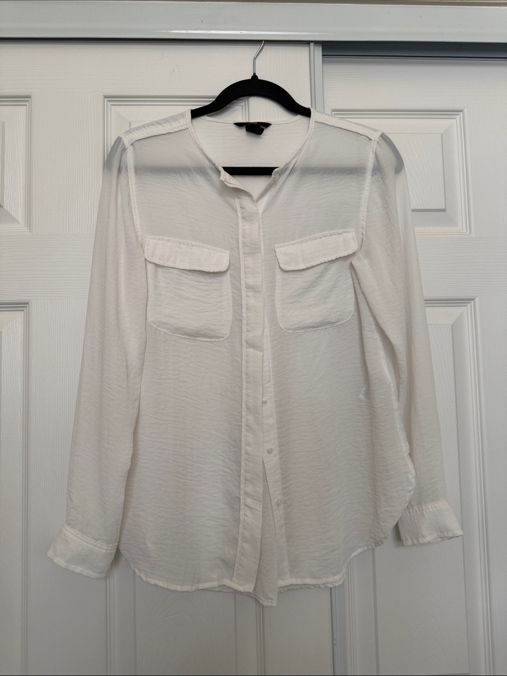 H&M White Button-Front Long Sleeve Blouse